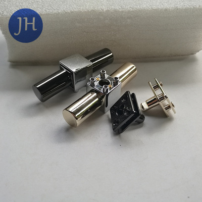 服飾箱包五金-口紅造型包鎖扣五金熱賣 顏色可烤漆可電鍍分色 做工高檔貨期保障-服.